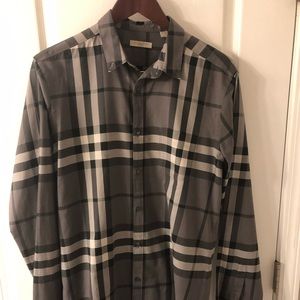 AUTHENTIC GREY AND BLACK BURBERRY BUTTON DOWN